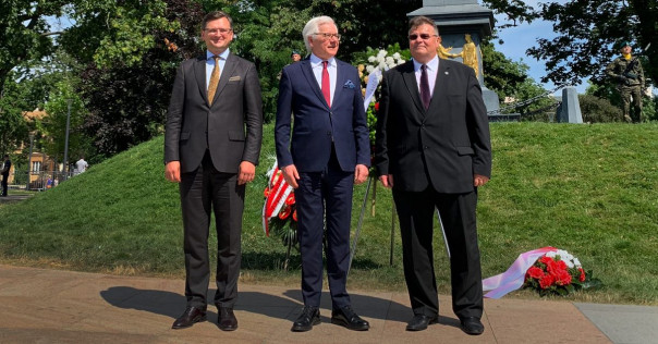 Польша и Прибалтика объединились с Украиной в треугольник ненависти к России