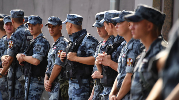 Росгвардейцев обязали представляться гражданам