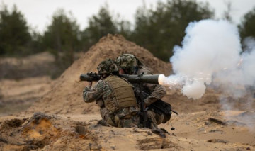 Россия открыто говорит о своих военных учениях в отличие от НАТО