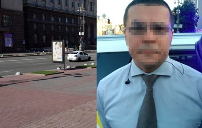 В Киеве на Крещатике подожгли автомобиль