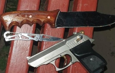 В Харькове мужчина отстреливался от копов, пытавшихся спасти его от попытки самоубийства, есть раненый