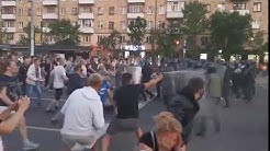 Ожесточённые столкновения в Белоруссии: как бульбомайдановцы атакуют ОМОН