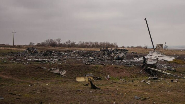 Версия Запада о крушении MH17 рушится в пользу России