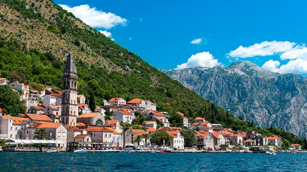 Украинского консула возмутило открытие Черногорией границ для россиян