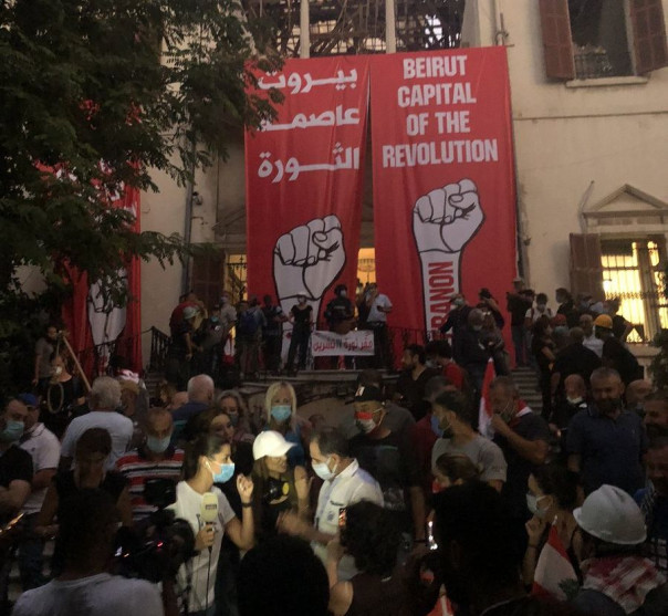 Протест в Ливане переходит в руки прозападных сил