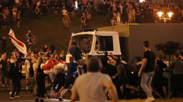 Выборы в Белоруссии: общая обстановка к утру