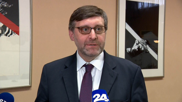 Мирные переговоры по Косово… Мира нет даже у сторон примирения