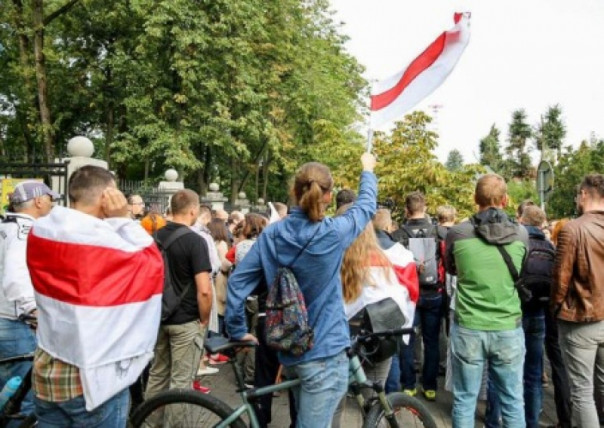 Белорусские забастовщики бегут на Украину либо выходят из стачкомов