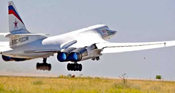 Ракетоносец Ту-160М с новыми двигателями впервые поднялся в воздух