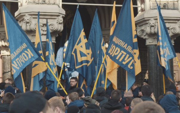 «Нацкорпус» опроверг свою причастность к обстрелу автобуса в Харьковской области, призвав арестовать «психически ненормального» Киву