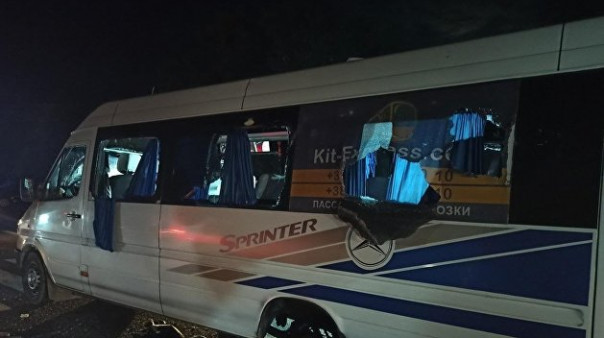 В Харькове националисты вышли на митинг с требованием отпустить напавших на автобус