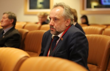 Куча мусора и вторсырья – странные итоги обыска у депутата Шереметьева, обвиняемого в мошенничестве