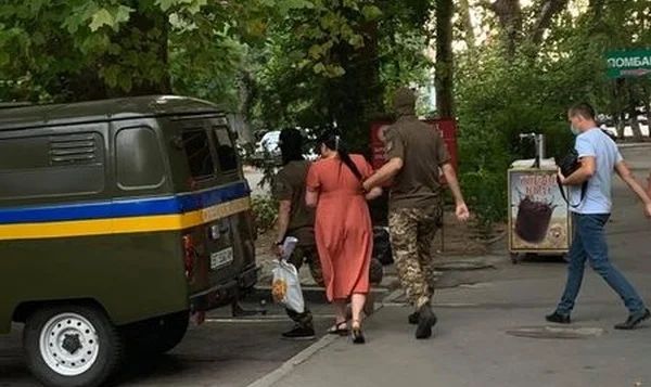 Зеленский готовится к «нормандскому формату», хватая с улиц «сепаров» и «вату»