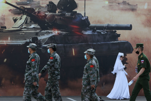 Табло. Контракты на 1,16 трлн. рублей...