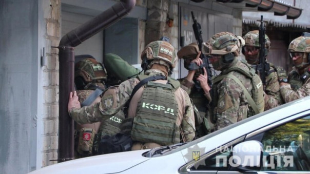 В Харькове мужчина свел счеты с жизнью, взорвав себя гранатой