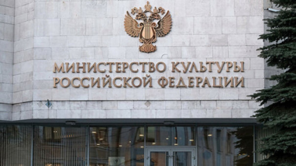 Кинотрэш о кровавой гэбне и педофилах за государственные деньги