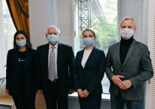 Глава дипломатии ЕС Боррель прилетел в Киев