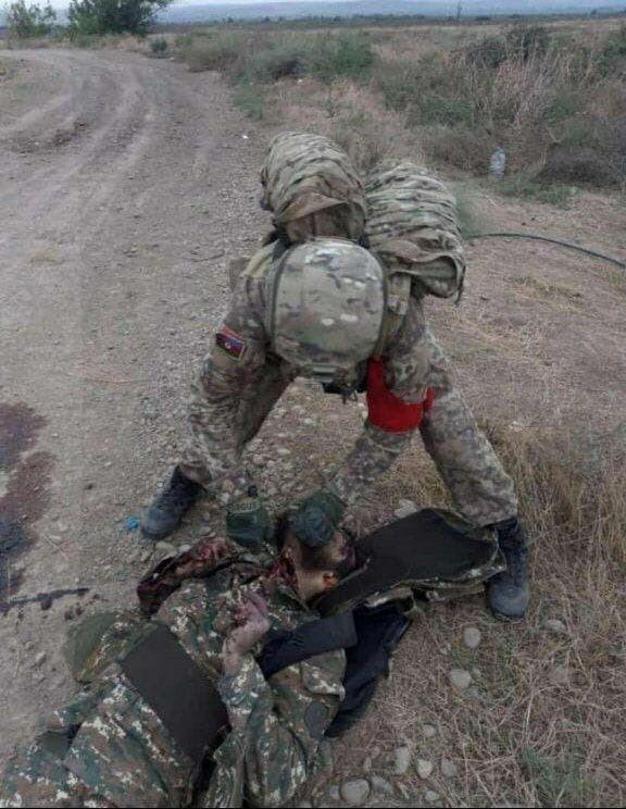 [21+] Чудовищные зверства: в Карабахе отрезают головы и расстреливают армян (Фото, Видео) | В Карабахе продолжаются артобстрелы | Итоги дня 15.10.2020