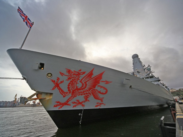 Украинские и натовские военные провели учения на британском "Драконе"