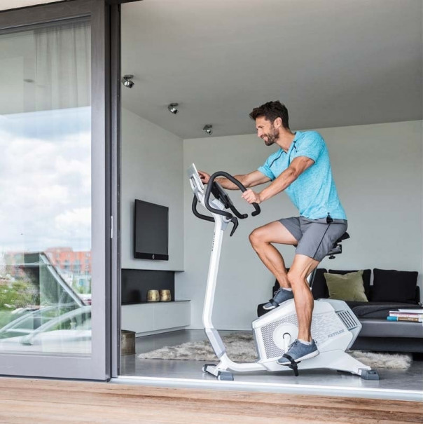 Неоценимая польза занятий на велотренажере