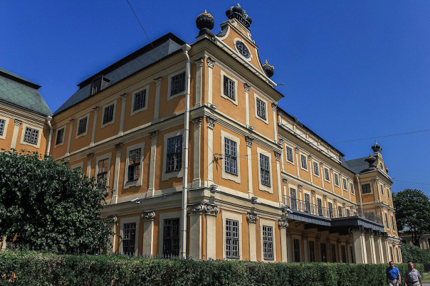 Что интересного нашли в Меншиковском дворце – расскажет археолог