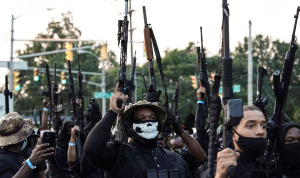 Америка готова к выборам – оружие закуплено. Валентин Катасонов