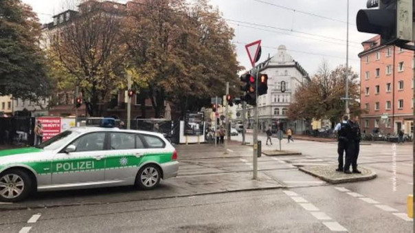 В Германии группы молодежи совершили несколько нападений на полицию