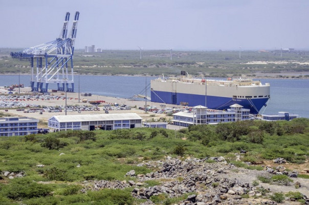 Американские уговоры, индийские и китайские деньги: кого выберет Шри-Ланка?