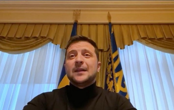 Зеленский прямо из больницы обратился к жителям республик Донбасса