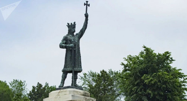 Две дороги, которые лежат перед Молдавией