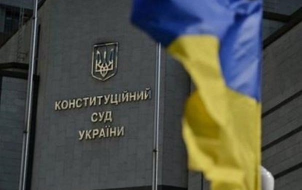 Конституционные «хунтята» на арене «зеленого» цирка: смеяться или плакать?