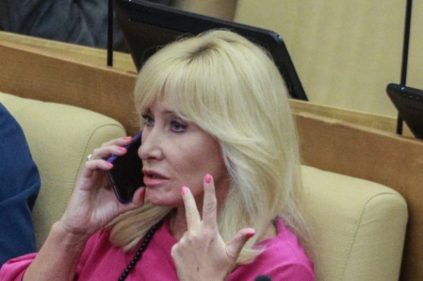 За кордоном по достоинству оценили "заслуги" депутата Оксаны Пушкиной