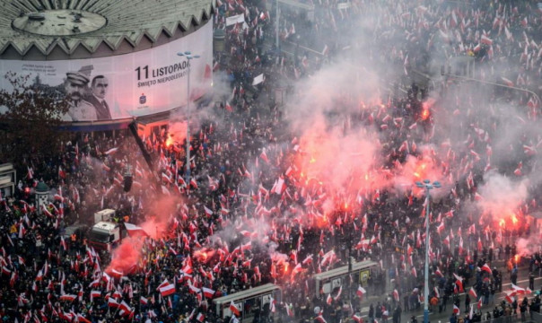 Букмекеры принимают ставки на то, покинет ли Польша Евросоюз