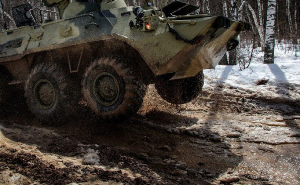 Пасынок питерского миллиардера погиб под колёсами БТР