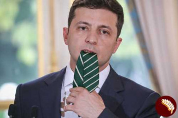 Какой галстук будет жевать Зеленский?