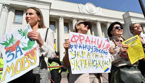 Вытеснение русского языка обречено на провал