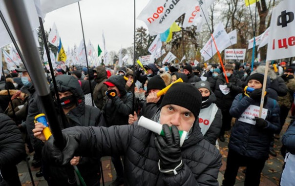 Верховная Рада приняла введение кассовых аппаратов для предпринимателей с 2022 года