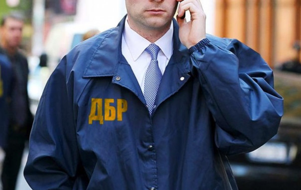 В Харькове сотрудник СБУ возглавлял банду вымогателей