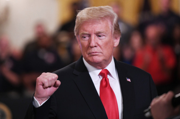 Трамп заявил, что выигрывает выборы