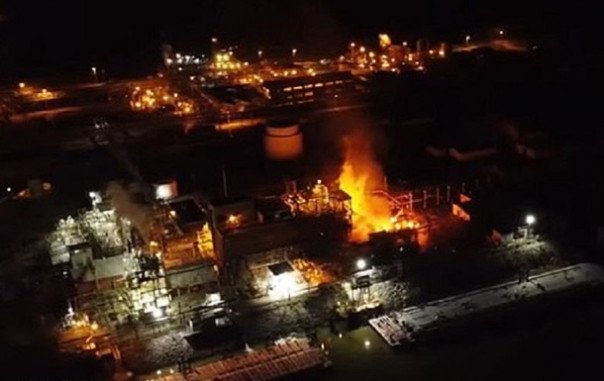 В США на химзаводе произошел взрыв с пожаром