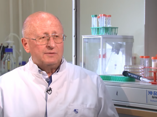 Гинцбург рассказал подробности об индийском штамме коронавируса