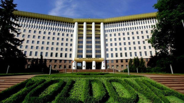 Молдавская оппозиция оспорила в суде статус русского языка