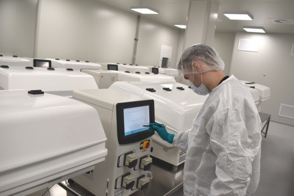 Россия и Германия обсудили совместное производство вакцины от коронавируса