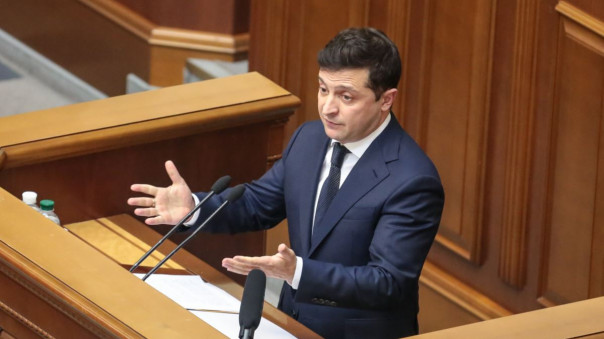 Зеленский заявил, что хотел бы выйти из Минских соглашений