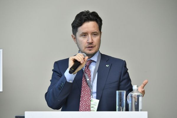 Бизнесмена, отметившегося в списках Forbes, избили в московском ресторане