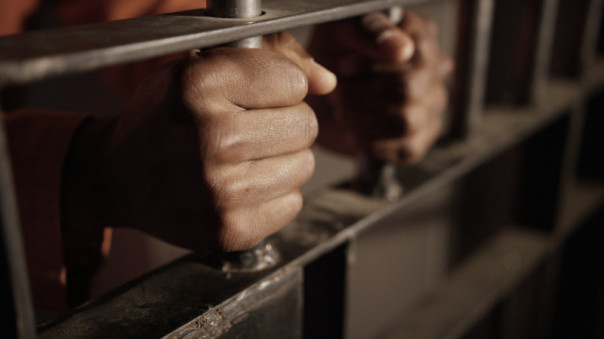 Казахстан официально отказался от смертной казни