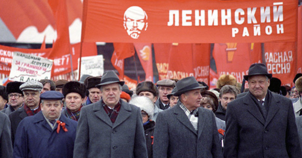 СССР развалили "красные директора"