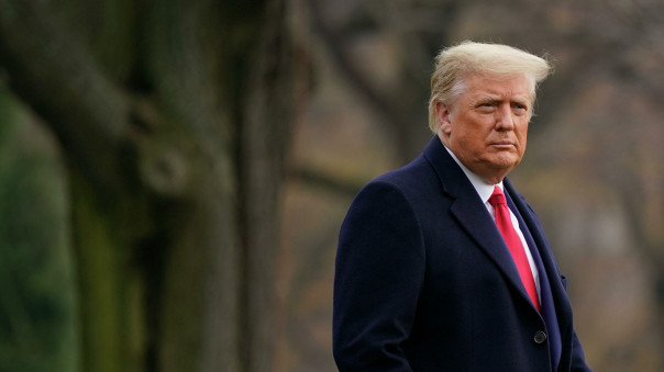 Как навсегда убрать Трампа? Три пути к американскому обрыву. Пётр Акопов