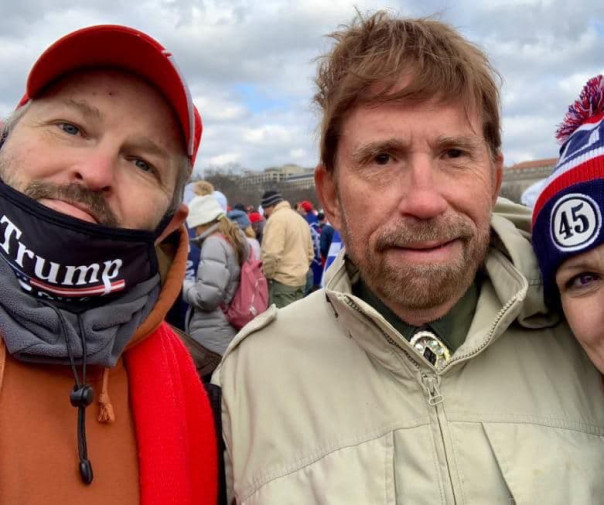 Чака Норриса заподозрили в участии в протестах в Вашингтоне