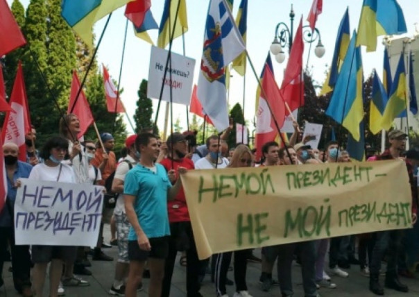 От Зеленского и его «слуг народа» отказывается «хозяин» — народ? Владимир Скачко